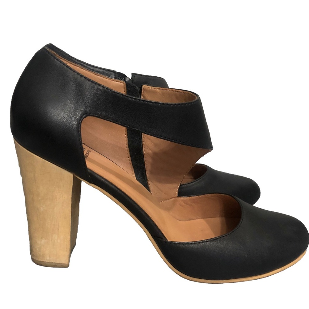 Fortress of Inca Luna Naya Black Leather Heels. Size 10.